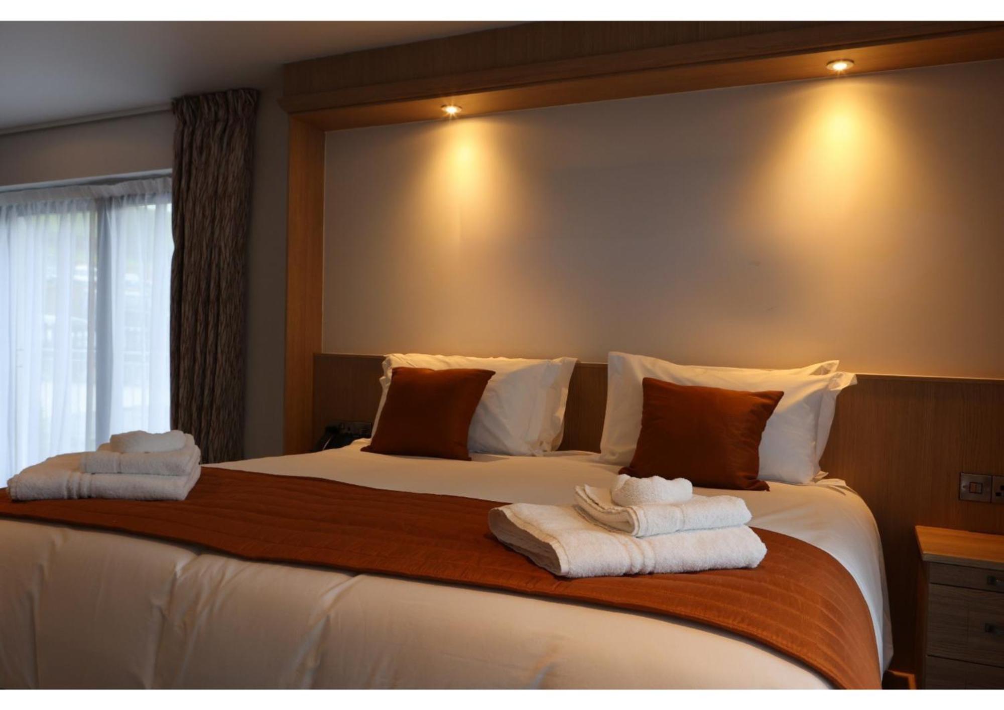 The Teifi Waterside Hotel Cardigan Eksteriør billede