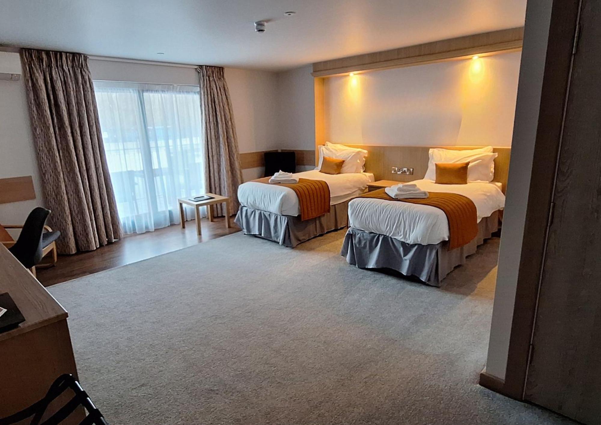 The Teifi Waterside Hotel Cardigan Eksteriør billede